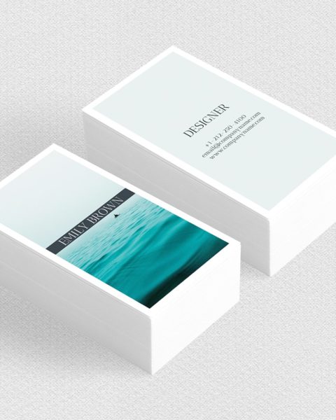 Biglietto da visita verticale minimale con immagine